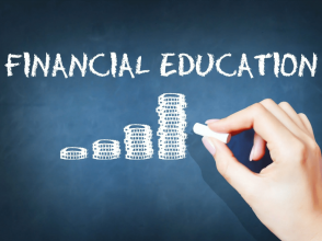 The role of online investment education - tips on financial knowledge;